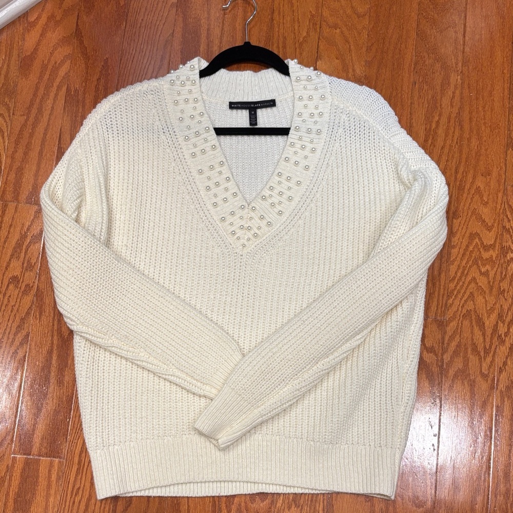 WHBM Women's Cream Sweater with PEARL V-Neck